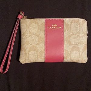 COACH Pink and tan / brown corner zip wristlet / wallet. Brand new, never used.